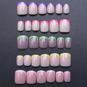 240 pièces populaires colorés de Style français carré court <span class=keywords><strong>ongles</strong></span> artificiels en gros <span class=keywords><strong>faux</strong></span> <span class=keywords><strong>ongles</strong></span> <span class=keywords><strong>pour</strong></span> une utilisation en salon <span class=keywords><strong>ongles</strong></span> conseils doigt - Product Image 2