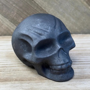 Calaveras de Shungita Talladas a Mano de Cristal Natural al por Mayor, Calaveras de Cristal para Regalo - Product Image 3