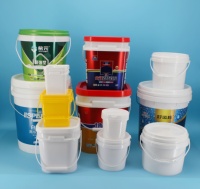 Seau en plastique rond de 3 gallons (12 L) de qualité alimentaire, avec poignées métalliques, logo personnalisable, peinture pour le transport d'eau, vente en gros