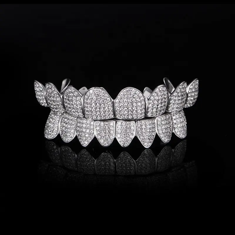 Customize Hip Hop Hiphop Iced Out Bling Rapper Mouth 14K/18K Gold Teeth Vampire Custom Grillz Teeth For Cosplay Birthday Gift