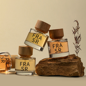 Alta calidad Eau <span class=keywords><strong>de</strong></span> Parfum Hombres Lujo Flowery Woody Fragancia <span class=keywords><strong>de</strong></span> larga duración perfume <span class=keywords><strong>de</strong></span> <span class=keywords><strong>mujer</strong></span> - Product Image 5