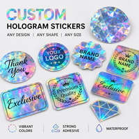 Autocollants holographiques personnalisés, étiquettes de logo de toutes formes en rouleau pour emballages créatifs, cadeaux, cosmétiques, scellés de marque, OEM, ODM, vente en gros