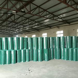 Yuking YK Green PVC Coated Square Hole Welded <b>Wire</b> <b>Mesh</b> 1/2inch*1/2inch 2.0-4.0mm <b>Wire</b> Gauge Fence Hebei Factory Bending Cutting - Product Image 2