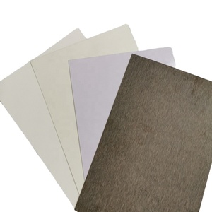 Hoja laminada de alta presión HPL fenólica <span class=keywords><strong>blanca</strong></span> ignífuga de 0,6mm y 0,7mm, <span class=keywords><strong>tablero</strong></span> compacto de <span class=keywords><strong>Formica</strong></span> <span class=keywords><strong>para</strong></span> muebles, armario de cocina - Product Image 1