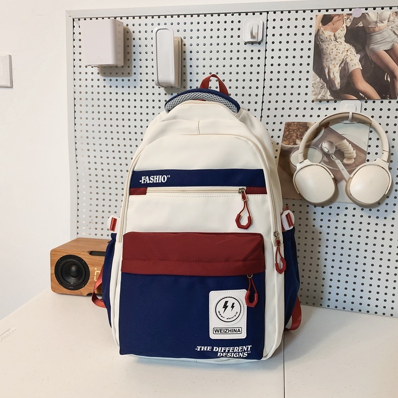 White, red, and blue [No ornaments]