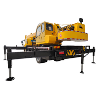 Boom de relevage droit télescopique hydraulique grue montée sur camion de 16 tonnes à vendre