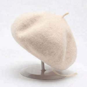 Boina de Lana Clásica Gruesa de 80g de Alta Calidad al por Mayor para Mujer, Gorro de Invierno Cálido y a la Moda - Product Image 4