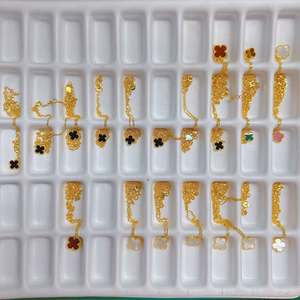 Perhiasan PCX Emas Murni 24K Asli Berhiaskan Zirkon Liontin Rantai Daun Semanggi Empat Model Mewah Desainer - Product Image 5