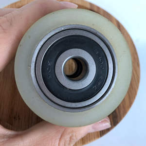 Roulements à rouleaux en caoutchouc plastique personnalisés Roulements à rouleaux revêtus de caoutchouc pour ligne de revêtement Roulement à rouleaux en caoutchouc - Product Image 4