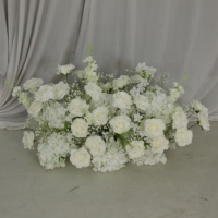 Rangkaian Bunga Mawar Sutra Putih Hydrangea Buatan Tangan untuk Dekorasi Upacara Pernikahan di Lorong