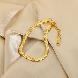 Aretas-pulsera minimalista de cadena de hueso de serpiente, acero inoxidable 316, chapado en oro de 18K, elegante - Product Image 3