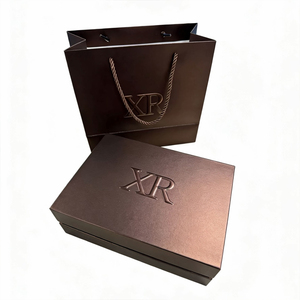 Boîte cadeau cosmétique en carton rigide <span class=keywords><strong>brun</strong></span> de haute qualité avec couvercle et base, logo personnalisé en relief, recyclable, avec sac - Product Image 2