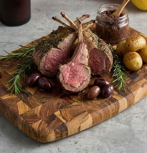 Planche à découper en bois massif durable de Ha Le Supplier, multifonctionnelle pour couper les légumes, les fruits et la viande dans la cuisine - Product Image 1