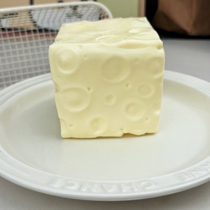 Funboxes Jouet en caoutchouc souple et amusant en forme de fromage géant transparent, à texture <span class=keywords><strong>Vaseline</strong></span>, unisexe, sans remontée, pour cadeaux de fête - Product Image 1