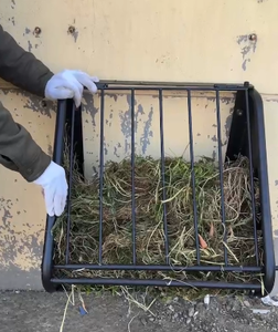 Nhiệm vụ nặng nề Kim Loại Tùy chỉnh hay cho ăn thiết bị gia súc, cừu và ngựa ăn tải công suất 40 kg - Product Image 6