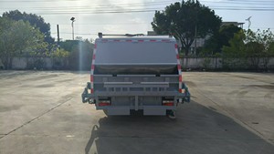 Camión de Basura Dongfeng 4*2 en Venta, Camión de Basura Compactador de Marca con Buen Precio - Product Image 6