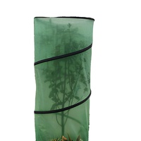 Kit de serre personnalisé à structure métallique durable avec couverture en PE épaisse, imperméable et robuste, conception accessible pour utilisation intérieure et en arrière-cour