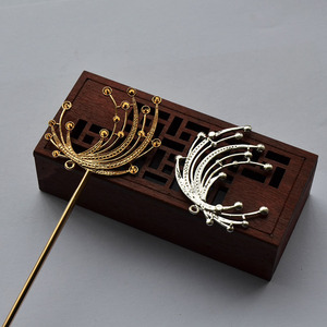 Copper Hairpin 168mm Floral Design Feather Shape <b>Wedding</b> <b>Accessory</b> - Product Image 1