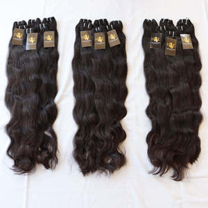 Vente en gros de cheveux vierges indiens Faisceaux de cuticules alignés Temple brut Extensions de cheveux humains non transformés Vague naturelle à vagues profondes en vrac - Product Image 1