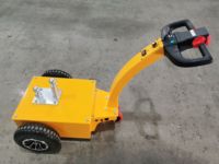Chariot à bagages électrique à quatre roues en métal, alimenté par batterie au plomb 12V, chariot de transport de bagages OEM pour aéroports