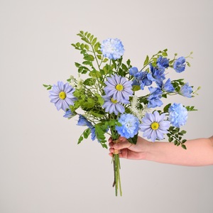 Bouquet de fleurs artificielles bleues, chrysanthèmes, hortensias, tissu en soie PVC, décoration intérieure, décoration de mariage, décoration extérieure - Product Image 2