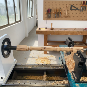 Tourneuses CNC robustes pour le travail du bois, grandes machines à tourner les colonnes en bois massif, équipement d'usinage CNC pour pièces de meubles - Product Image 6