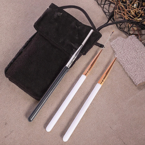 Brosse à cils en nylon super fine et flexible pour les extensions de cils et le coiffage des sourcils - Product Image 3