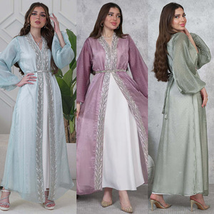 Ropa islámica nueva Abaya 2025 cárdigan bordado de flores de satén de lujo conjunto de 2 piezas Abaya modesto abierto Abaya mujeres vestido musulmán - Product Image 1