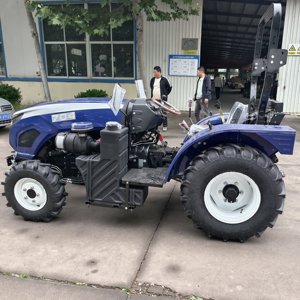 Tracteur à roues de 160 CV avec poids à fixation rapide et transmission 8+2 ROPS - Product Image 4
