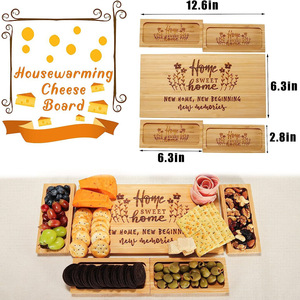 Plateau à fromage en bois Qingyu 12,7x12,7 cm, gravé « Home Sweet Home », pour servir des en-cas et des charcuteries lors de fêtes - Product Image 5