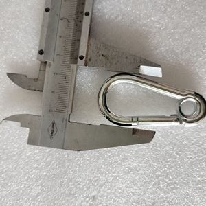 Mosquetón M6 con gancho metálico para actividades al aire libre, para colgar y asegurar, uso universal - Product Image 2