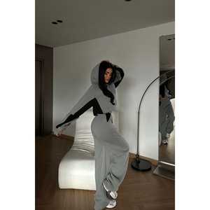 Survêtement à capuche gris bicolore personnalisable pour l'hiver, streetwear confortable, coupe-vent, imprimé délavé, respirant pour le jogging - Product Image 1