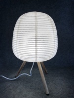 Lanterne de table en papier pliable à trois pieds en bois, faite à la main, avec douilles pour ampoules E14/E26, pour l'éclairage du salon et de la chambre à coucher
