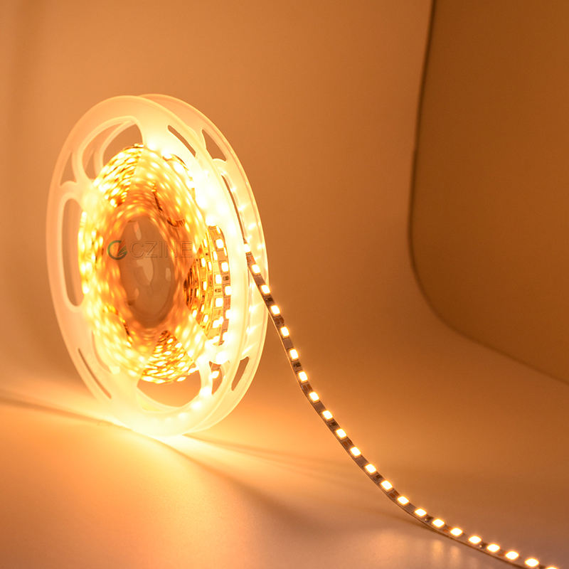 สีขาวอบอุ่น