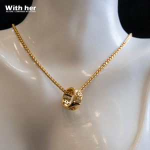 Collier tendance avec pendentif cercle porte-bonheur en laiton plaqué or étoile à six branches, incrusté de zircon, chaîne serpent de luxe pour clavicule - Product Image 1
