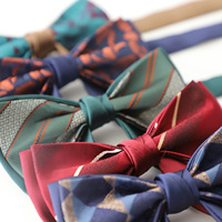 Nœud Papillon Artisanal Vintage en Patchwork Forme Corne pour Hommes, Rayé, à Carreaux, Floral, Color-Block, Idéal pour les Occasions Formelles