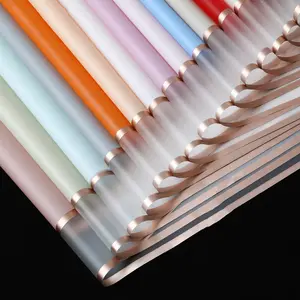 2021 Nieuw Matte Dubbele Gouden Rand Transparant Venster Boeket Verpakking Papier Twee Kleuren Waterdichte Bloem Inpakpapier