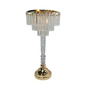 แท่นอะคริลิคใสสีทองเรียบหรูสำหรับวางเค้ก ตกแต่งโต๊ะงานแต่งงาน และจัดแสดงดอกไม้ - Product Image 1