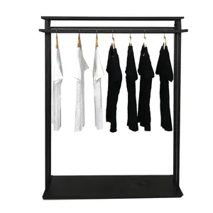 Sıcak satış özel siyah vitrin rafı Metal bez perakende duvara monte giyim rafları giyim mağazaları ekran standları