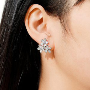 Eleganti Orecchini a Perno con Fiore per Donne, Accessori per Orecchie Dolci e alla Moda per Uso Quotidiano - Product Image 3