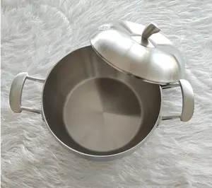 厚くされたノンスティックビッグ調理器具スープポットダブルイヤー付きステンレス鋼スープポット