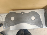 Plaque de support réfractaire en carbure de silicium (SiC) 98% en forme de poisson pour fours à tunnel/rouleaux, pour cuisson à haute température