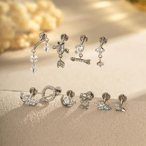 Prix d'usine G23 ASTM F136 Titane plaqué or PVD CZ Anneau de lèvre Labret <span class=keywords><strong>Helix</strong></span> Nez Oreille Bijoux de <span class=keywords><strong>piercing</strong></span> corporel - Product Image 3