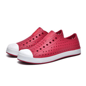 Sandales d'été décontractées pour hommes et femmes, respirantes, antidérapantes, en EVA, avec embout de protection pour la marche en eau - Product Image 2