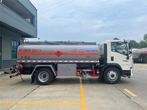 Small Howo 5cbm Fuel Truck with Manual Transmission New Condition Oil Transport Tank for Sale - Product Image 4