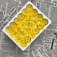 Fournisseur d'usine du Yunnan : Têtes de roses miniatures préservées de 1-2 cm, 24 pièces, matériel floral DIY pour décorations de mariage et de la Saint-Valentin à la maison