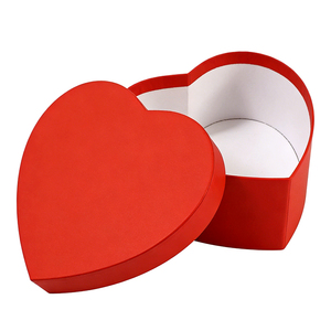 Boîte d'emballage cadeau personnalisée en carton gaufré recyclé pour la Saint-Valentin, mariage, montres, parfums - Product Image 1