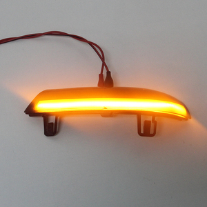 ไฟเลี้ยวกระจกมองข้างแบบไดนามิก LED สีอำพันรมควัน Autodragons สำหรับ Golf 5 MK5 ปี 2003-2008 - Product Image 6