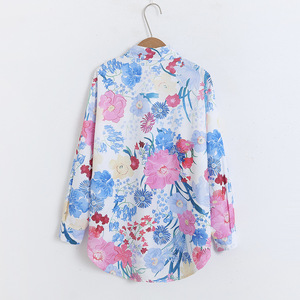 Chemisier en mousseline à manches longues Yuhong Spring pour femme, coupe ajustée, imprimé floral, avec manches cloche - Product Image 3