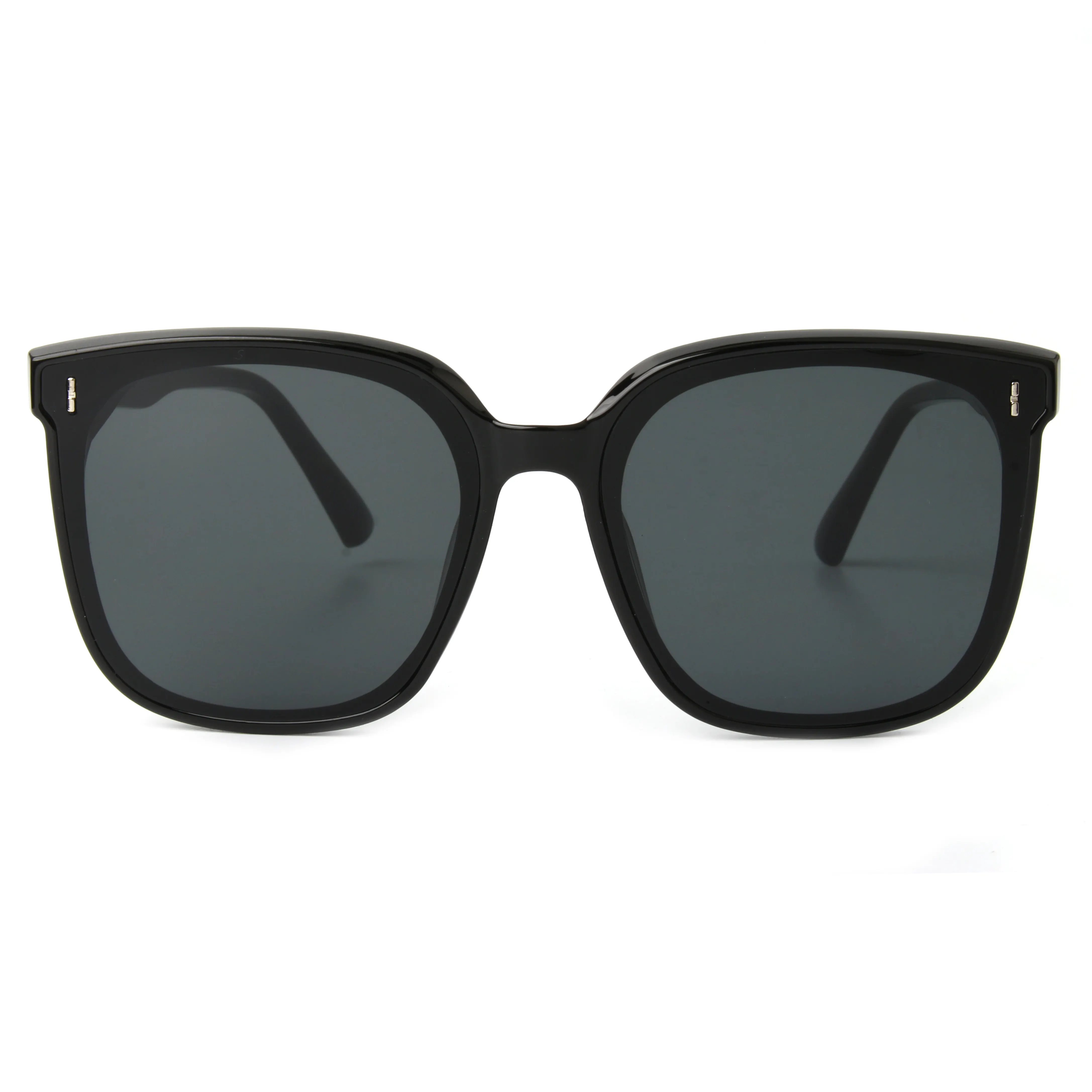 نظارات شمسية أنيقة وفاخرة متوفرة بألوان سوداء وبحجم كبير لعام 2024 بسعر المصنع